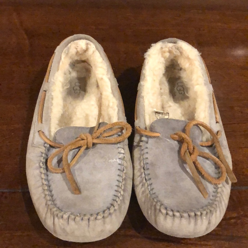 Ugg slippers gray